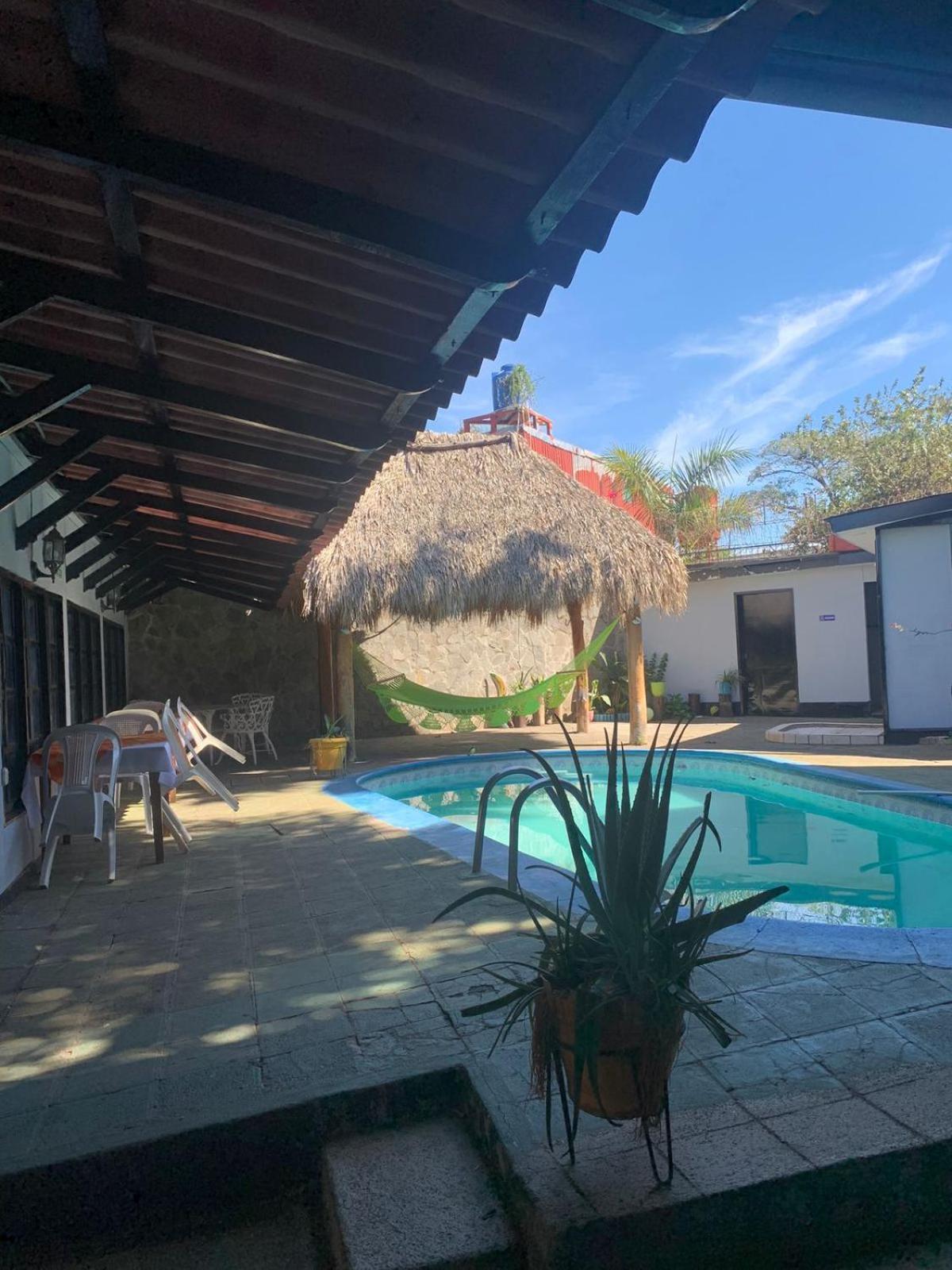Managua Hotel Oasis Екстериор снимка